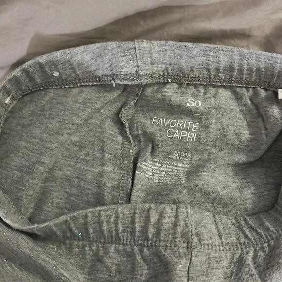 SO Favorite capri with glitter - Picture 3 of 3